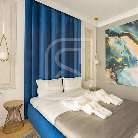 Vesper By Kristal Collection Apartament *